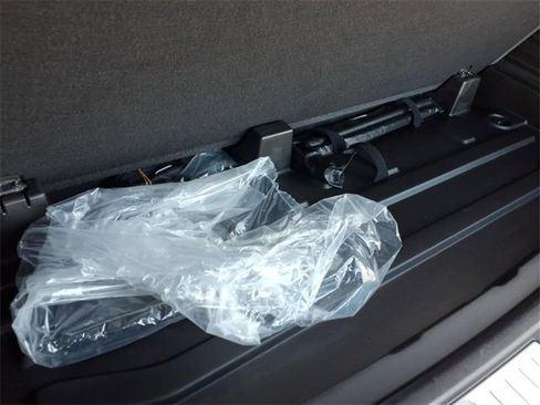 Used 2024 Chevrolet Tahoe RST w/ Sport Performance Package image 88