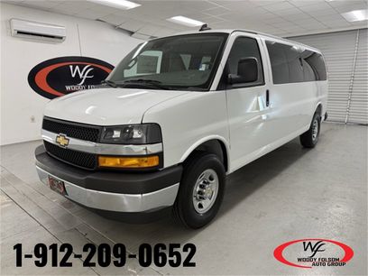 New 2025 Chevrolet Express 3500 LT w/ LT Preferred Equipment Group
