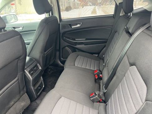Used 2023 Ford Edge SE w/ Black Appearance Package image 15