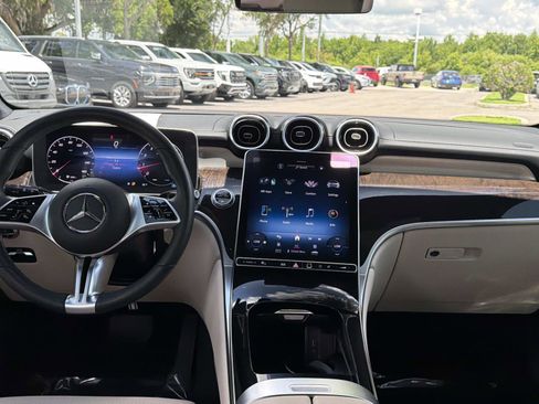 Certified 2023 Mercedes-Benz GLC 300 image 13