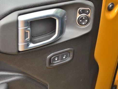New 2026 Jeep Gladiator Sport AWD/4WD image 13
