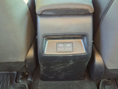 Used 2024 Toyota Corolla LE FWD image 25