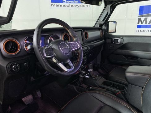 Used 2023 Jeep Gladiator Mojave w/ Cold Weather Group AWD/4WD image 15