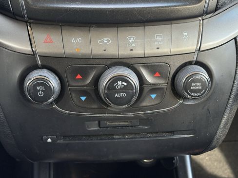 Used 2016 Dodge Journey Crossroad image 10