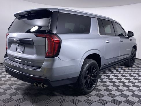 Certified 2023 GMC Yukon XL Denali Ultimate AWD/4WD image 40