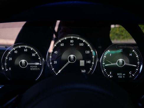 Used 2023 Rolls-Royce Ghost image 16