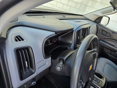 Used 2021 Chevrolet Colorado W/T w/ Custom Special Edition image 20