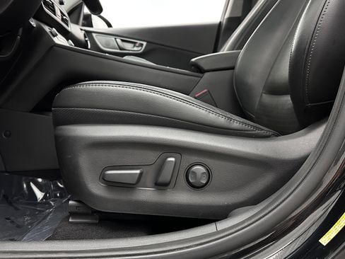 Used 2021 Hyundai Kona Limited w/ Cargo Package image 14