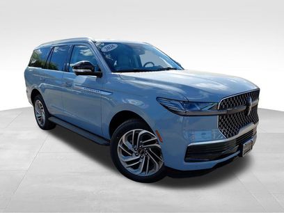 New 2026 Lincoln Navigator Premiere