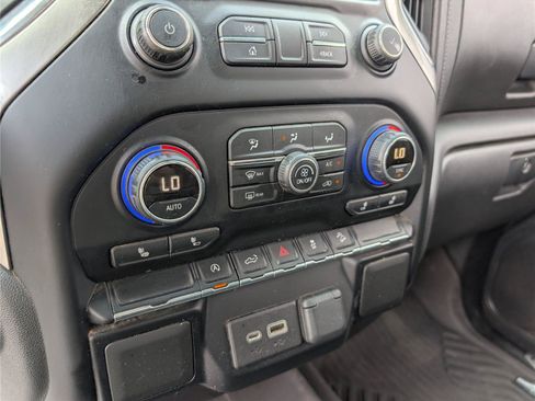 Used 2021 Chevrolet Silverado 1500 LT AWD/4WD image 18