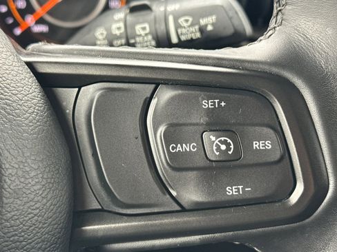 Used 2022 Jeep Wrangler Sport S image 36