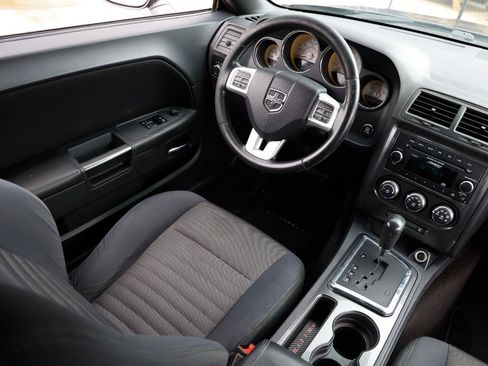 Used 2013 Dodge Challenger SXT RWD image 20