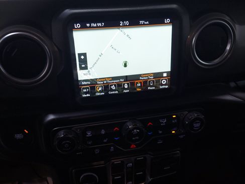 Used 2023 Jeep Wrangler Unlimited Sahara w/ Cold Weather Group AWD/4WD image 12