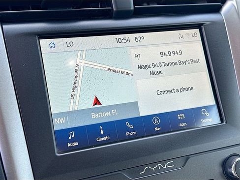 Used 2020 Ford Fusion SE image 15