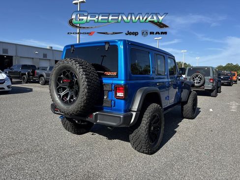 New 2025 Jeep Wrangler Willys AWD/4WD image 3