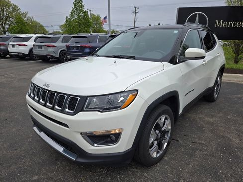 Used 2019 Jeep Compass Limited AWD/4WD image 1