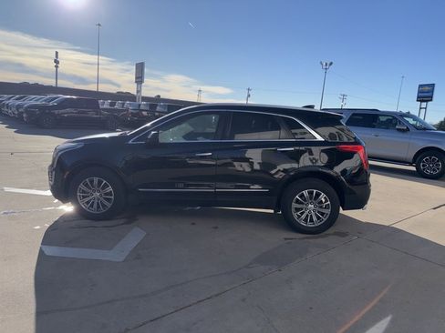 Used 2018 Cadillac XT5 Luxury w/ Driver Awareness Package image 7