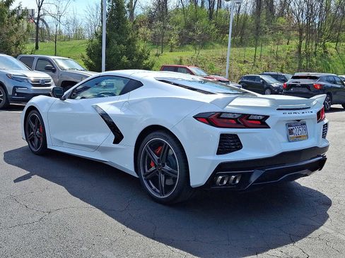 Used 2024 Chevrolet Corvette Stingray Preferred Cpe w/ Z51 Performance Package RWD image 4
