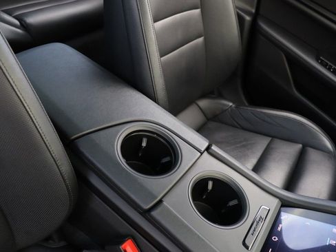 Used 2020 Porsche Taycan 4S image 56