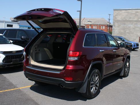 Used 2021 Jeep Grand Cherokee Limited AWD/4WD image 7