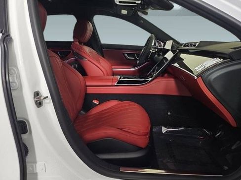 Used 2025 Mercedes-Benz S 63 AMG S image 27