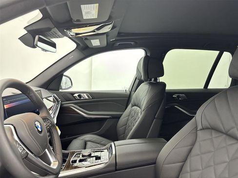 New 2026 BMW X5 xDrive40i AWD/4WD image 24
