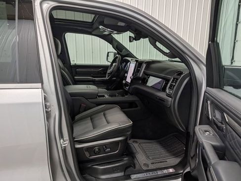 Used 2026 RAM 1500 Limited AWD/4WD image 32
