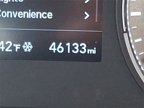 Used 2022 Hyundai Venue SE image 19