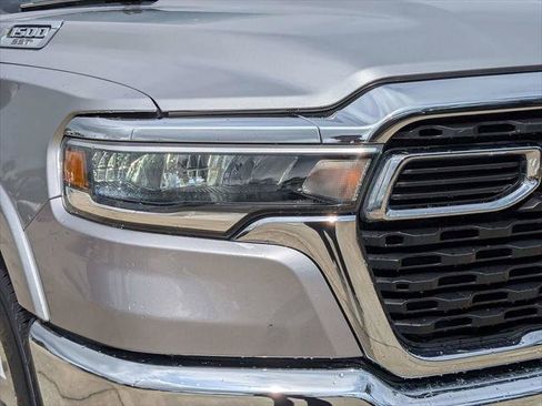Certified 2025 RAM 1500 Big Horn AWD/4WD image 9