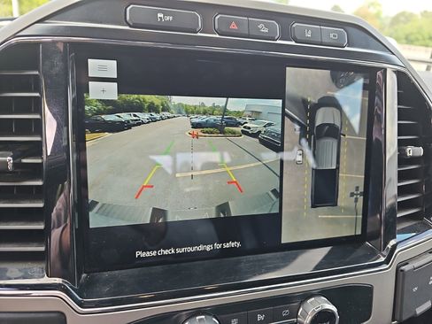 Used 2022 Ford F250 Lariat w/ Tremor Off-Road Package image 24