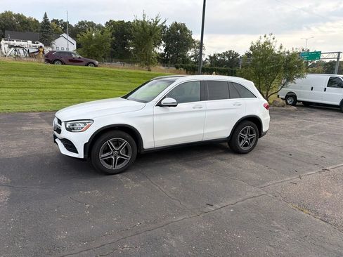 Used 2021 Mercedes-Benz GLC 300 4MATIC image 1