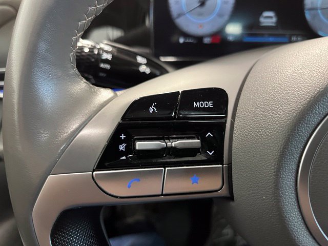 Used 2025 Hyundai Elantra SEL FWD image 22