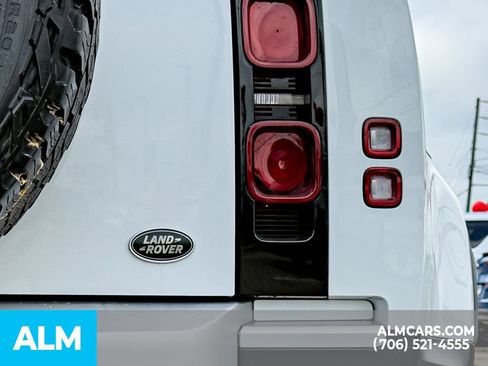 Used 2020 Land Rover Defender 110 S AWD/4WD image 8