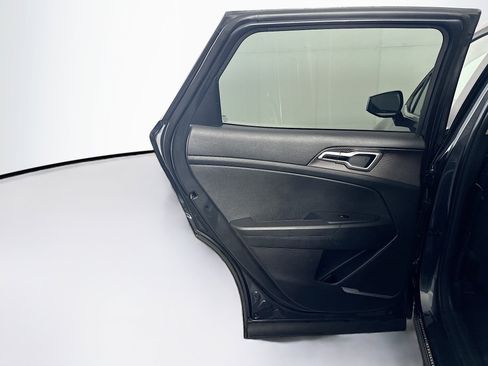 Used 2025 Kia Sportage LX image 25