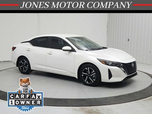 Used 2025 Nissan Sentra SV w/ All-Weather Package FWD image 1