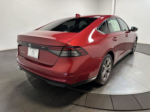 Certified 2023 Honda Accord EX image 13