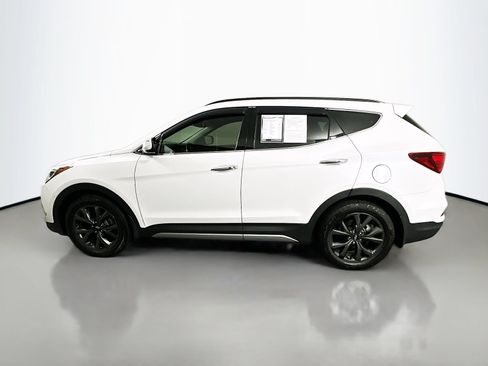Used 2018 Hyundai Santa Fe Sport w/ 2.0T Ultimate Tech Package 05 AWD/4WD image 4