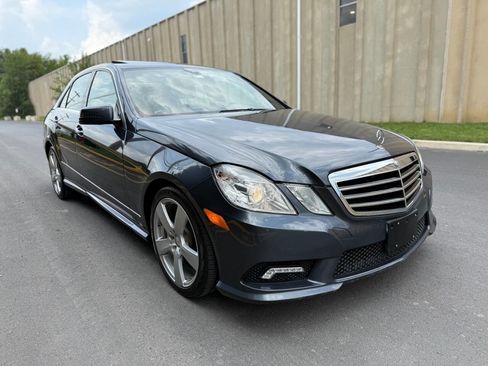 Used 2011 Mercedes-Benz E 350 4MATIC Sedan image 9