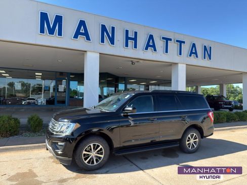 Used 2018 Ford Expedition XLT AWD/4WD image 1