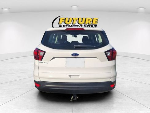 Used 2019 Ford Escape S FWD image 4