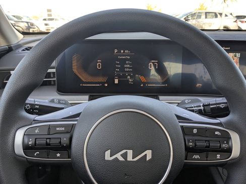 New 2026 Kia K5 LXS image 31