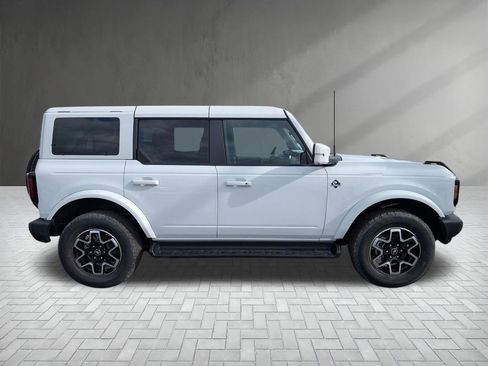 New 2025 Ford Bronco Outer Banks image 10