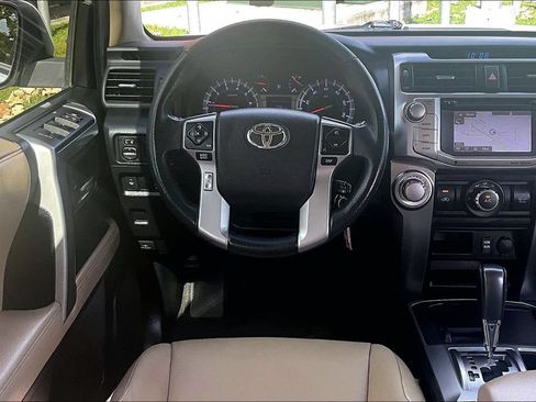 Used 2017 Toyota 4Runner SR5 RWD image 7