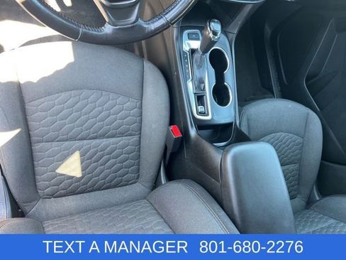 Used 2019 Chevrolet Equinox LT AWD/4WD image 16