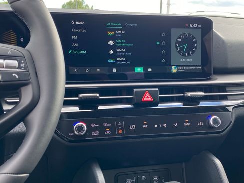 New 2026 Kia Sportage EX FWD image 21