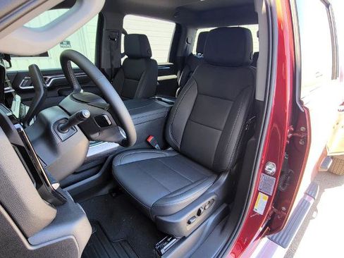 New 2026 Chevrolet Silverado 3500 LTZ w/ LTZ Convenience Package AWD/4WD image 20