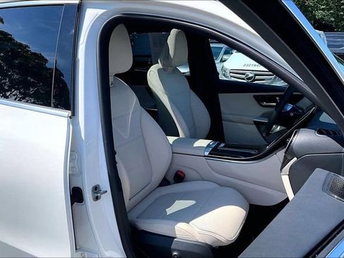 Used 2026 Mercedes-Benz GLC 300 4MATIC image 7