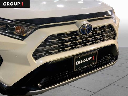 Certified 2021 Toyota RAV4 XSE AWD/4WD image 30