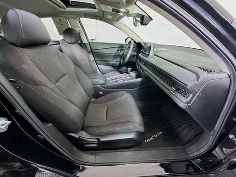 Used 2023 Honda Accord EX image 30