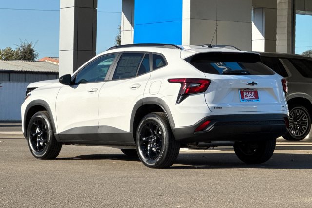 New 2026 Chevrolet Trax LT w/ Driver Confidence Package FWD image 9
